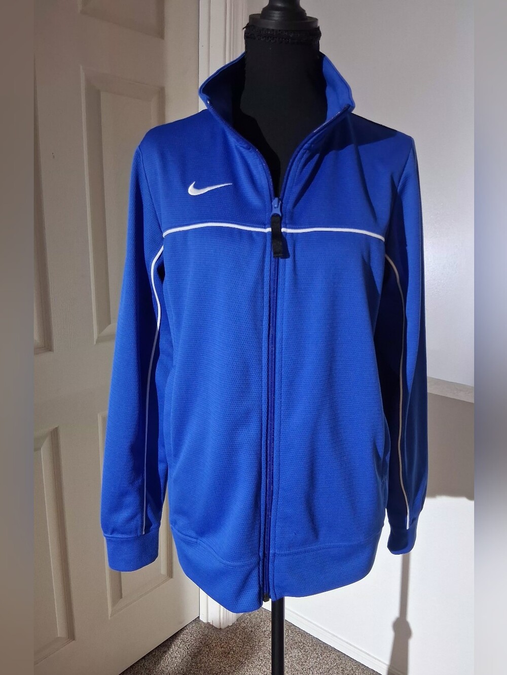 Nike Rivalry Blue Full-Zip Windbreaker Jacket with White Piping